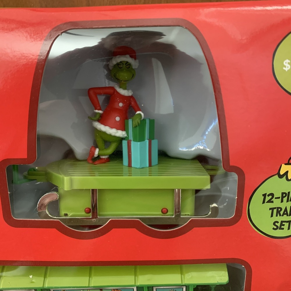 Dr. Seuss The Grinch Christmas Holiday Express Play 12-Piece Train Set - Picture 9 of 9